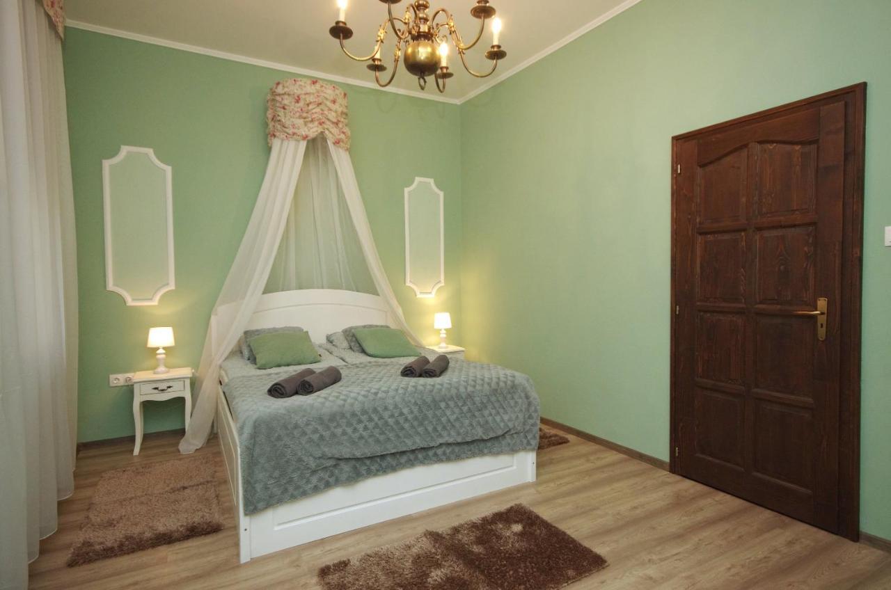 Villa Rusztika Gyula Kültér fotó