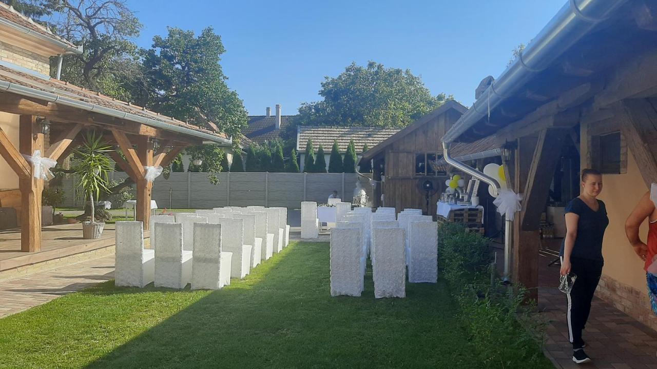 Villa Rusztika Gyula Kültér fotó